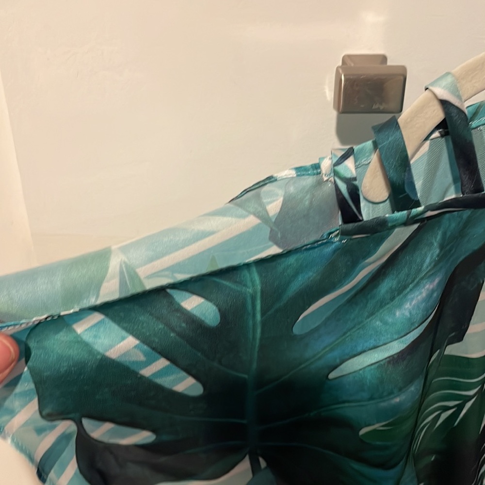 Green Leaf Patterned Long Dress - image 3